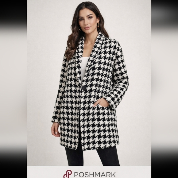 Jackets & Blazers - BlankNYC NWT Black And White Houndstooth Jacket Womens Size S